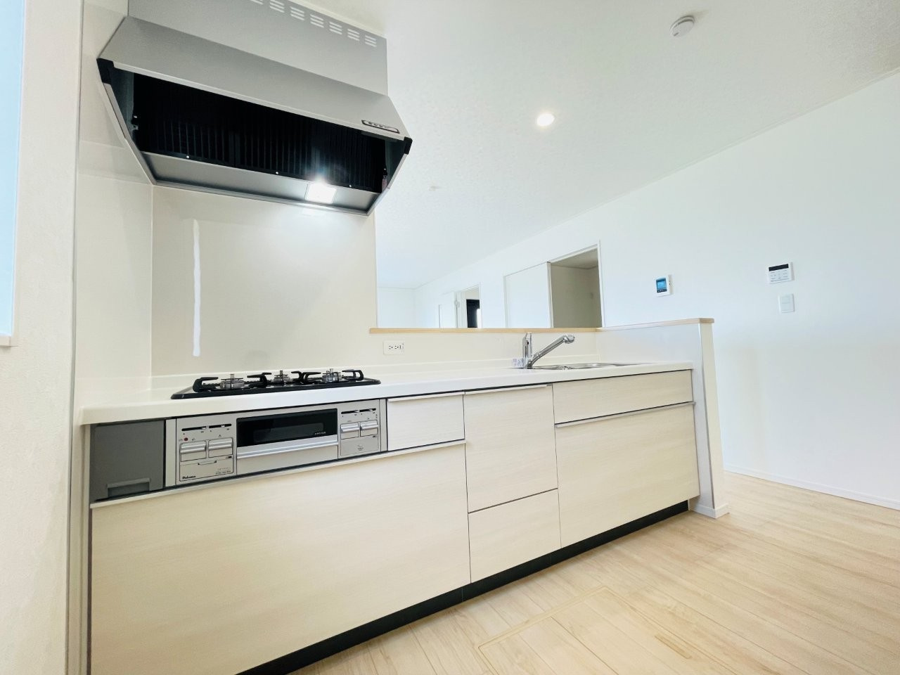 豊田市朝日町第6　新築分譲住宅　全4棟　4号棟のキッチン|使い勝手の良いシステムキッチン。
