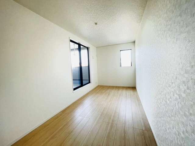 豊田市朝日町第6　新築分譲住宅　全4棟　4号棟の洋室|居室は、収納つきで子ども部屋や寝室など多彩な用途の利用ができます♪