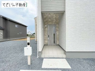 【玄関】 | ワイウッドコート児玉郡上里町(大御堂)第61期　新築住宅 | ≪1号棟≫
現地(2026年6月撮影)