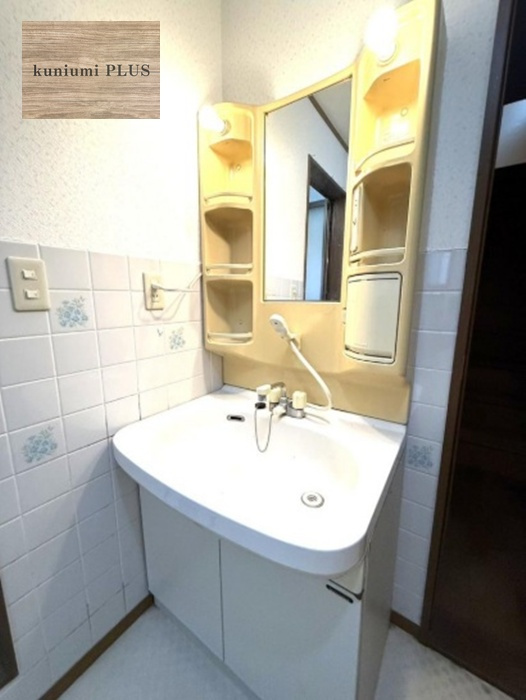 大阪市鶴見区浜3丁目の独立洗面台