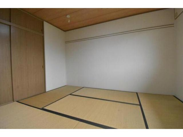 サンハイム下手野　Aの和室