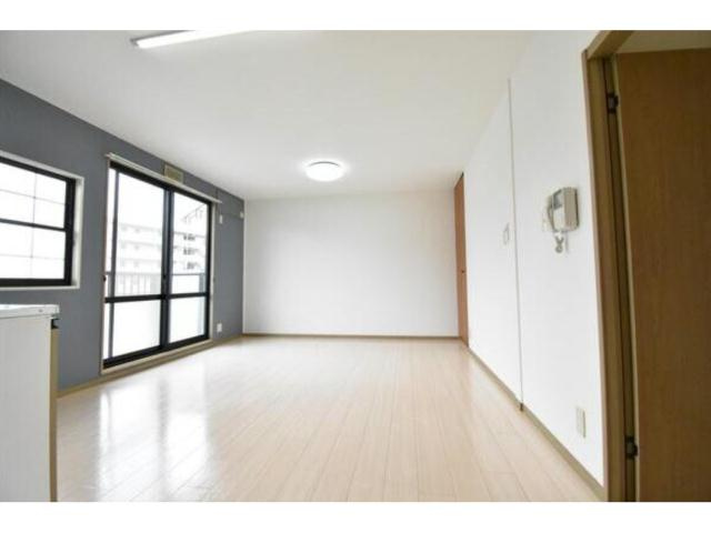 サンハイム下手野　Aの居間・リビング