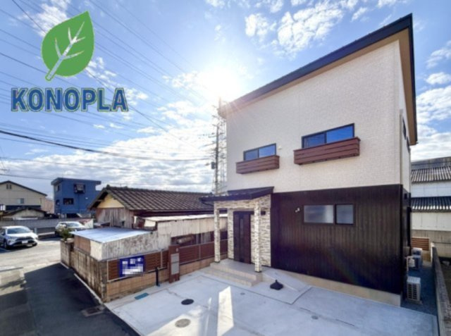 【中古戸建】高崎市双葉町の外観|■外観|シンプルで洗練されたデザインは住まう人の色に染まり、個性を映し出します♪本日見学可能(*＾＾*)