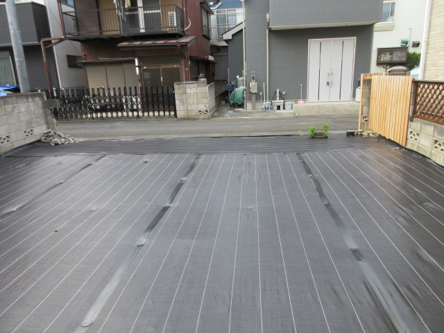 売地　上尾市小泉7-7-10の前面道路含む現地写真