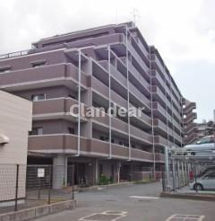 グラン・コート東松戸の外観|ドキドキの新生活も、安心してスタート。ぴったりの住まいを見つけませんか？クランディアが一緒に住まい選びをサポートします‼　まずは、お気軽にお問合せください　＃クランディア