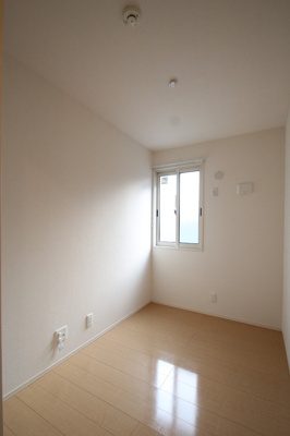 【洋室】 | 横内GARDEN D棟 | 洋室3.0帖