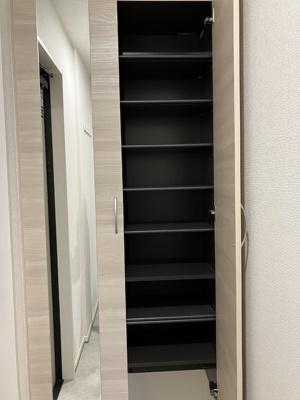  | スターブル | 302 シューズボックス