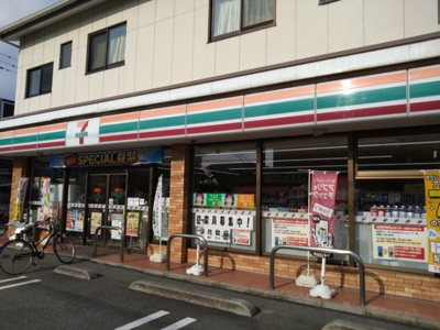  | スターブル | セブンイレブン福岡藤崎１丁目 248m