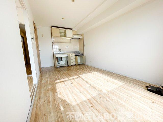 メゾンエスポアールの居間・リビング