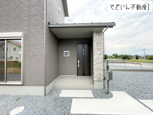 【玄関】 | ワイウッドコート児玉郡上里町(大御堂)第61期　新築住宅 | ≪2号棟≫
現地(2026年6月撮影)