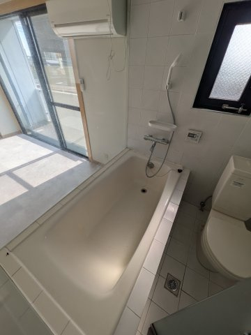 シャイン元住吉の浴室