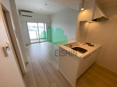  | エンクレスト空港通り