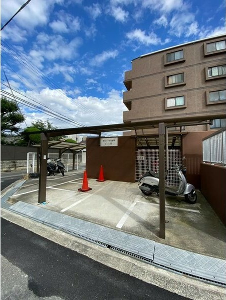 久光マンションの駐車場
