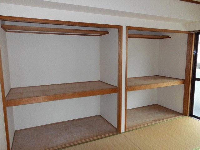 サンシャイン川久の収納