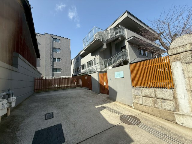 ベルヴィ高瀬川の周辺