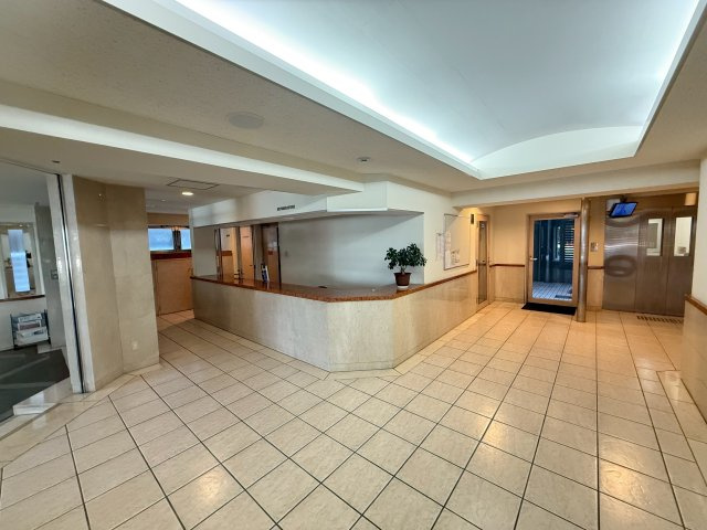 ベルヴィ高瀬川のエントランス