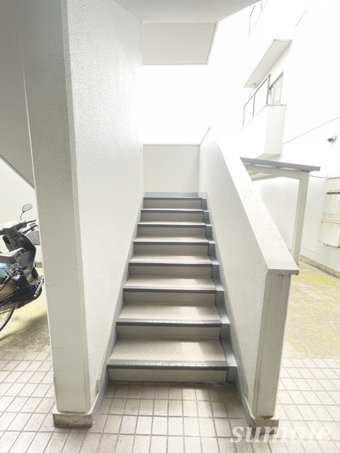 クレール山本のその他共用部分|階段です
