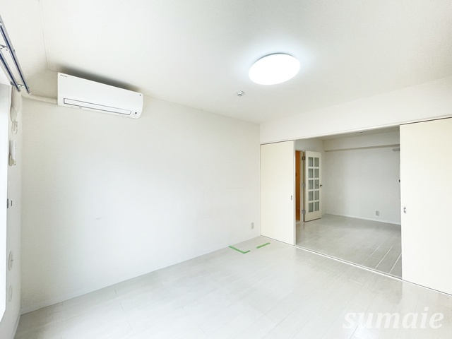 クレール山本の居間・リビング