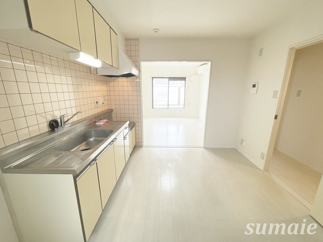 クレール山本の居間・リビング|DKです