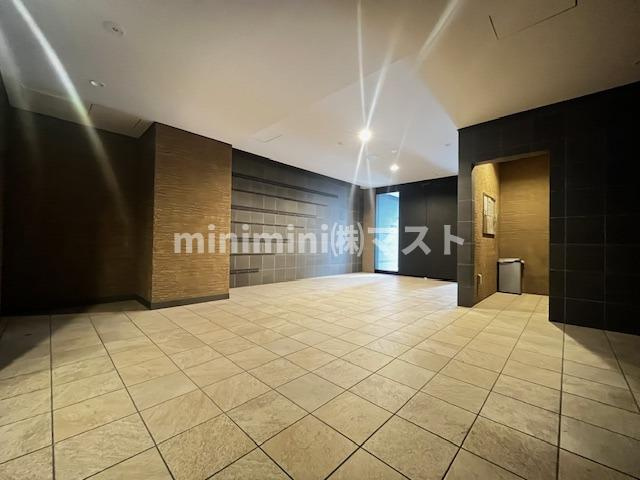 リアライズ南巽のロビー