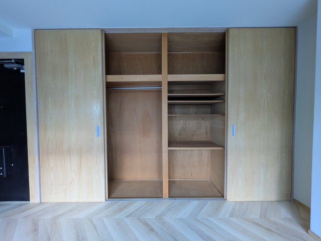 シャイン元住吉の収納