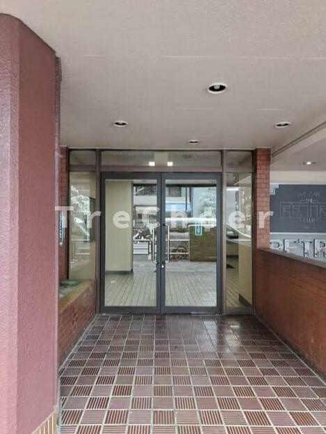 サンハイツ早稲田のエントランス