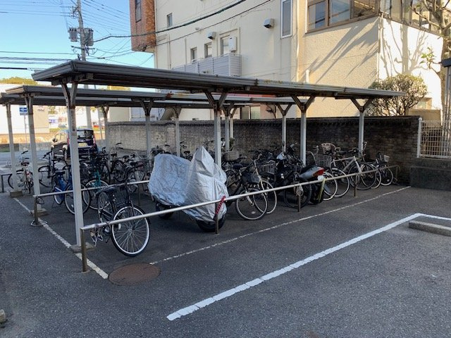 トーカンマンション歯大通り2番館（A-11）の駐輪場