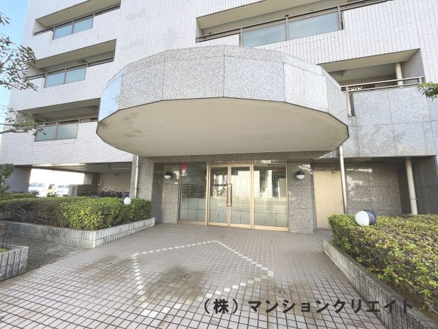 ファミール大手町（投資）のエントランス