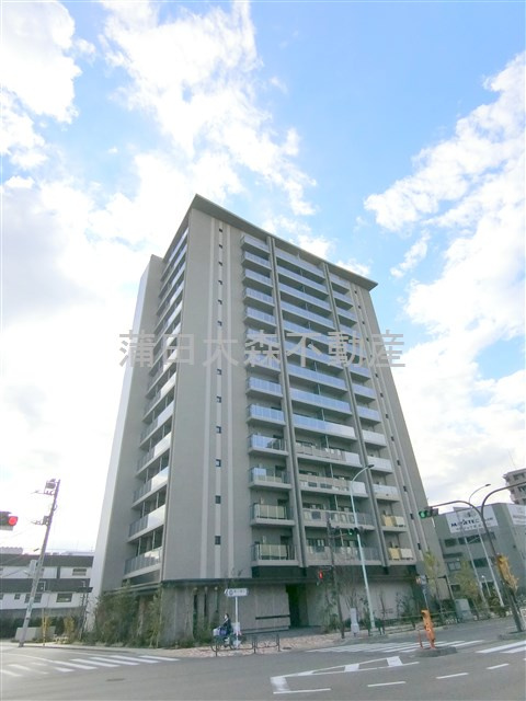 ラティエラ大鳥居の外観|2022年11月築　RC鉄筋コンクリート造地上14階建て総戸数200戸のインターネット無料賃貸マンション　東京都大田区萩中3丁目　オートロック宅配BOXゴミ捨て場