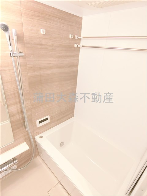 ラティエラ大鳥居の浴室|追焚+浴室乾燥機付きのバスルーム　お風呂