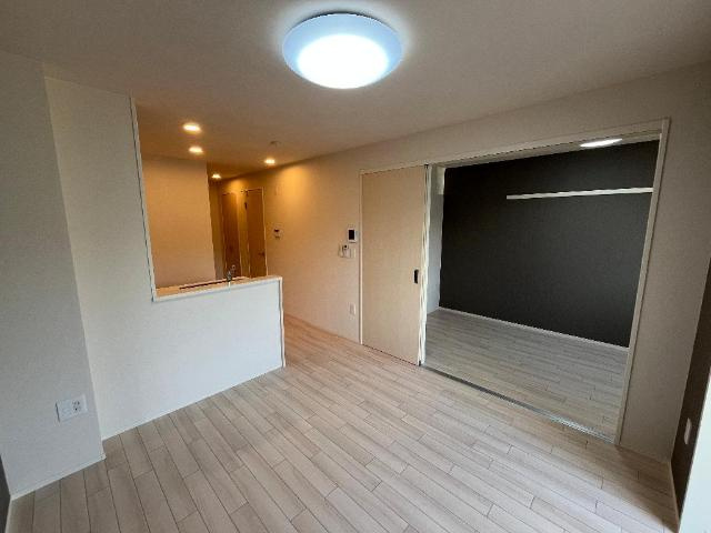 アドニスの居間・リビング|リビング