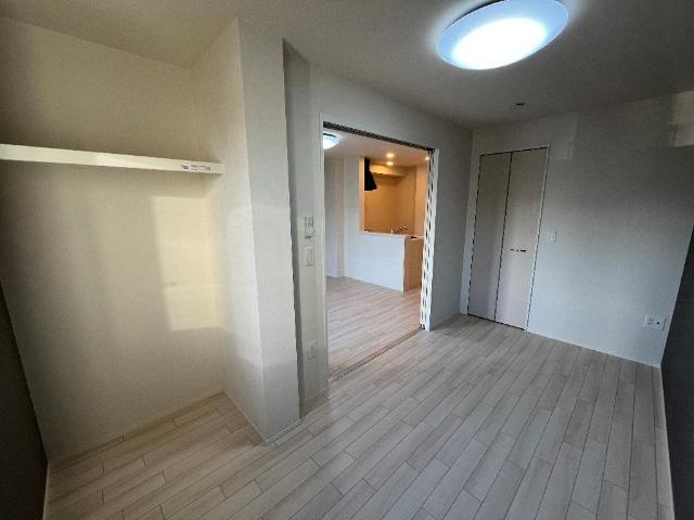 アドニスの内装|洋室