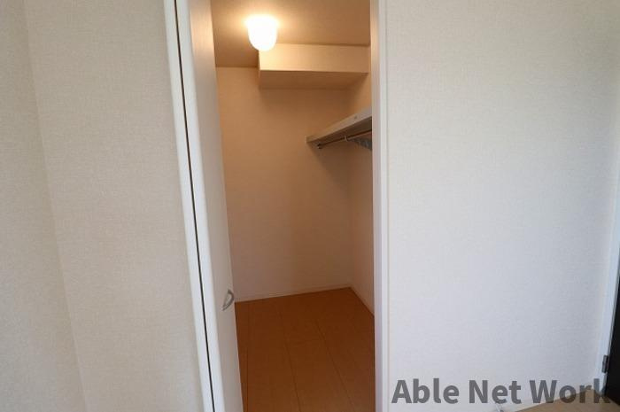 ウィルスクエアBの収納|大容量ウォークインクローゼットです！