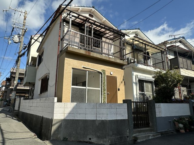 明石市和坂稲荷町戸建の外観