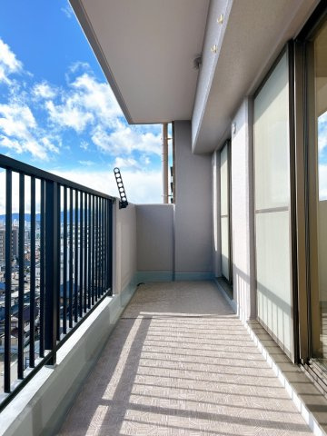 リフォーム中古マンション　アクアディア大垣　平成8年築のバルコニー