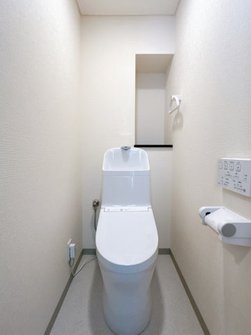 リフォーム中古マンション　アクアディア大垣　平成8年築のトイレ