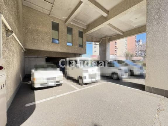 リバーパーク桜木の駐車場|ドキドキの新生活も、安心してスタート。ぴったりの住まいを見つけませんか？クランディアが一緒に住まい選びをサポートします‼　まずは、お気軽にお問合せください　＃クランディア