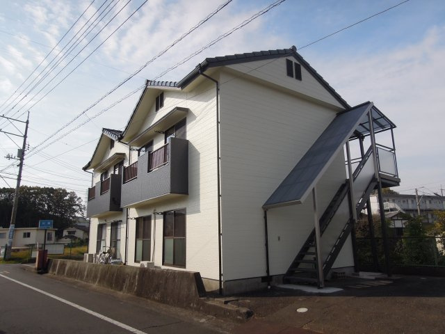 ファミール田辺