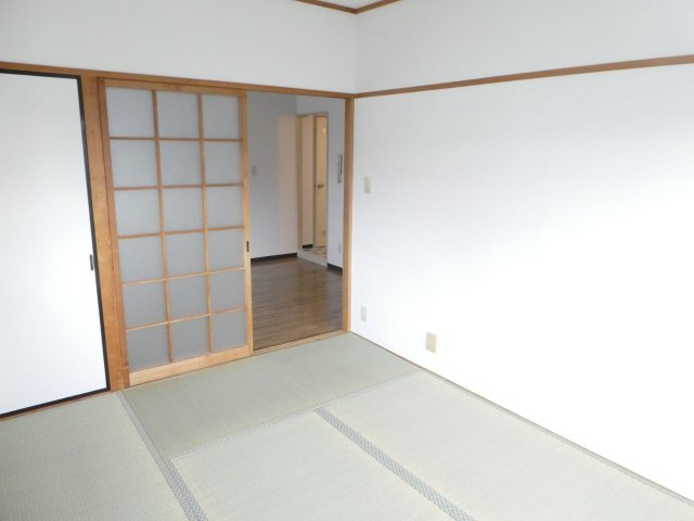 モダンアパートメント神戸宝塚Ⅱの和室