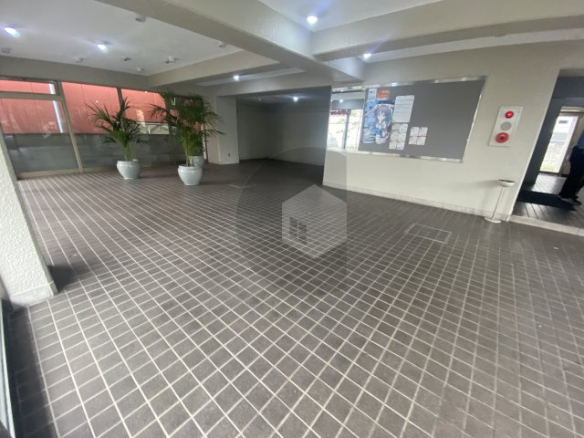 ロイヤルサカエマンションのロビー