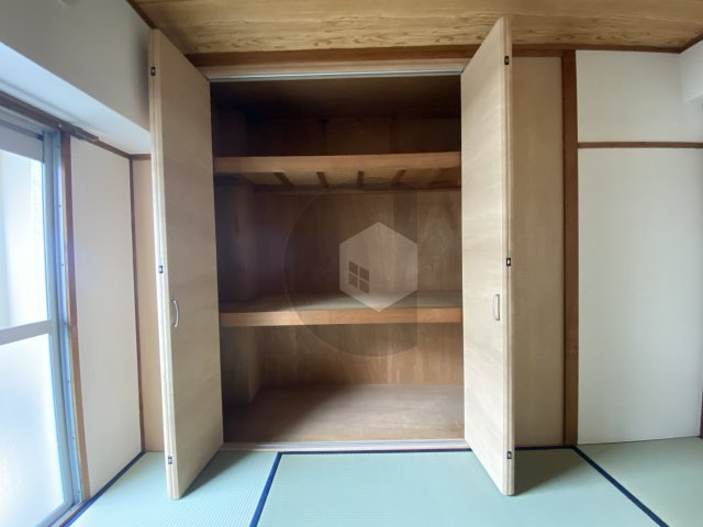 ロイヤルサカエマンションの収納