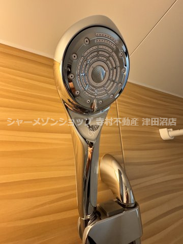山﨑邸西棟の設備|高級シャワーヘッド「Ｒｅｆａ」使用、髪にも肌にも優しいシャワーです♪