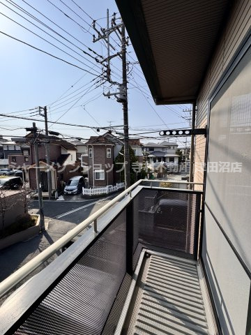 山﨑邸西棟のバルコニー|南面の日当たり良好なバルコニー♪