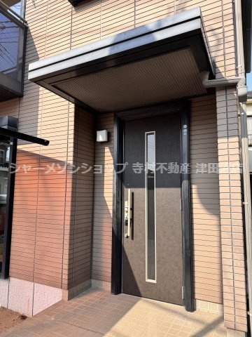 山﨑邸西棟の玄関