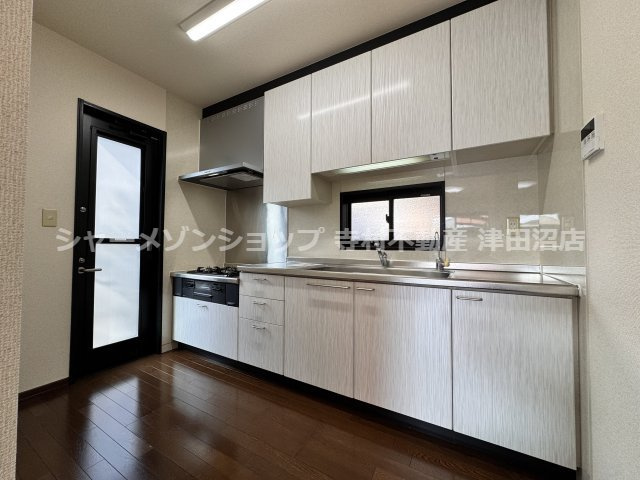 山﨑邸西棟のキッチン