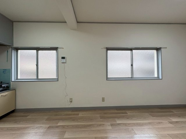 東田マンションの居間・リビング