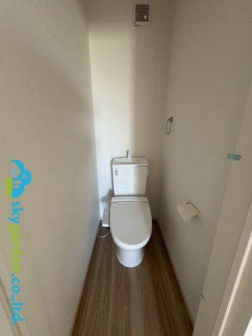 茅ヶ崎市松尾1期　新築戸建のトイレ|コンパクトで使いやすいトイレです