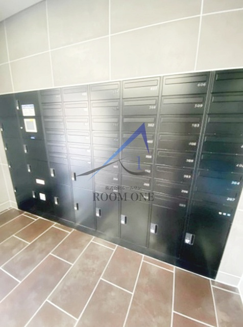 プレール・ドゥーク菊川のその他共用部分|集合ポストです。