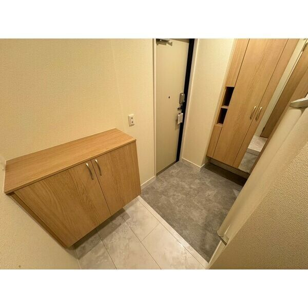 GRAND AGUN（グランド　アグン）の玄関