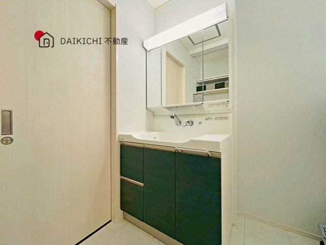 【独立洗面台】 | 鴻巣市小松3丁目　中古戸建